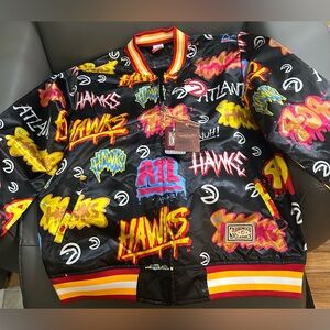 Mitchell & Ness Atlanta Hawks Slap Sticker Reversible Satin Jacket Men’s L NEW